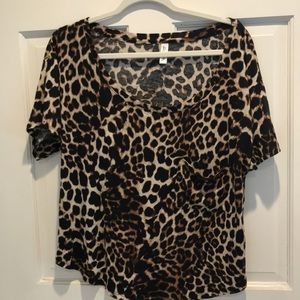 Leopard print tee